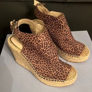 Kenneth Cole New York Woman’s Leopard Olivia Buckle Wedge Sandals